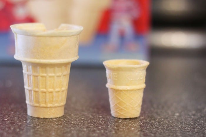 mini-ice-cream-cones-700x466.jpg