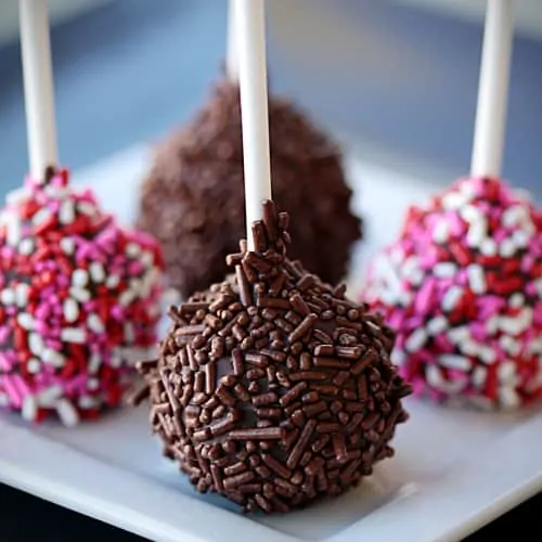 Chocolate Cake Pops - Girl Versus Dough