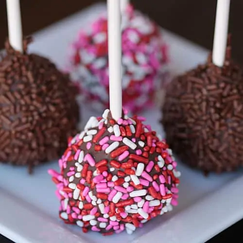 Cake Pops • Love From The Oven