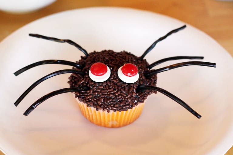 spider cupcake - Love From The Oven