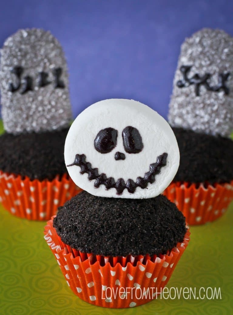 Halloween Graveyard Cupcakes Made With Cakesicles • Love From The Oven