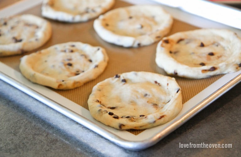 Chocolate Chip Dessert Pizzas • Love From The Oven