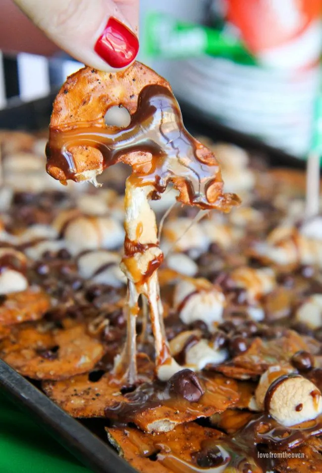 Caramel Pretzel Dessert Nachos • Love From The Oven