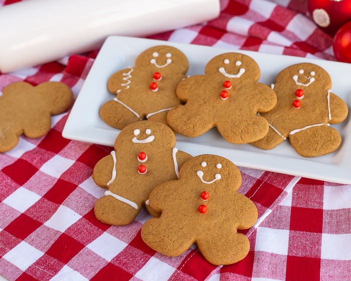 The BEST Easy Soft Gingerbread Cookies • Love From The Oven