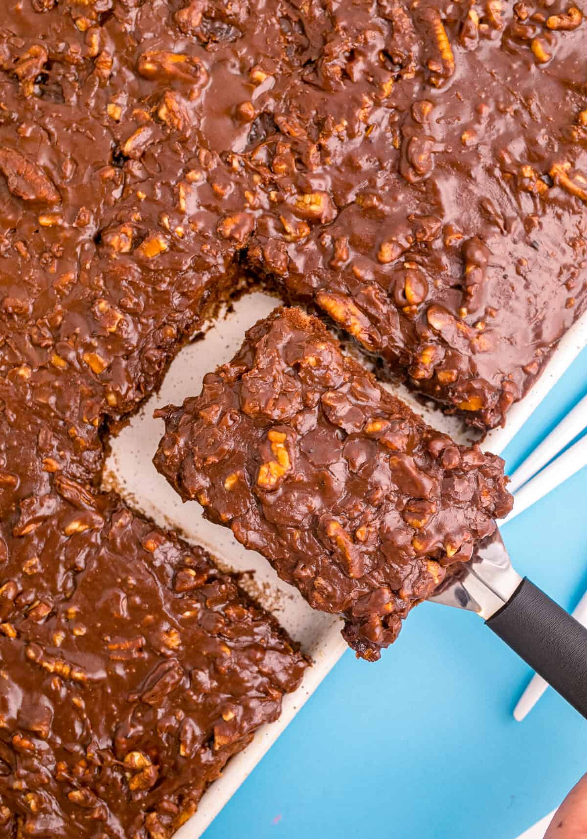 31 Sheet Pan Desserts That'll Feed A Crowd