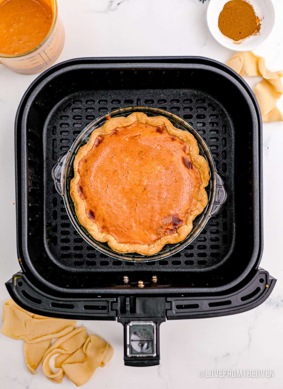 air-fryer-pumpkin-pie-love-from-the-oven