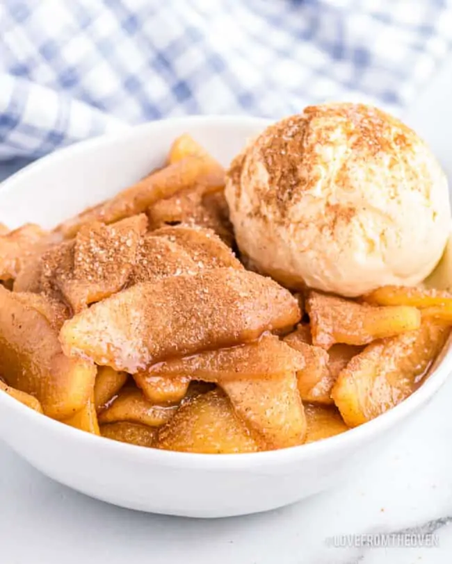 Easy Baked Cinnamon Apples