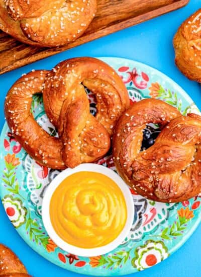 cropped-soft-pretzels-7.jpg