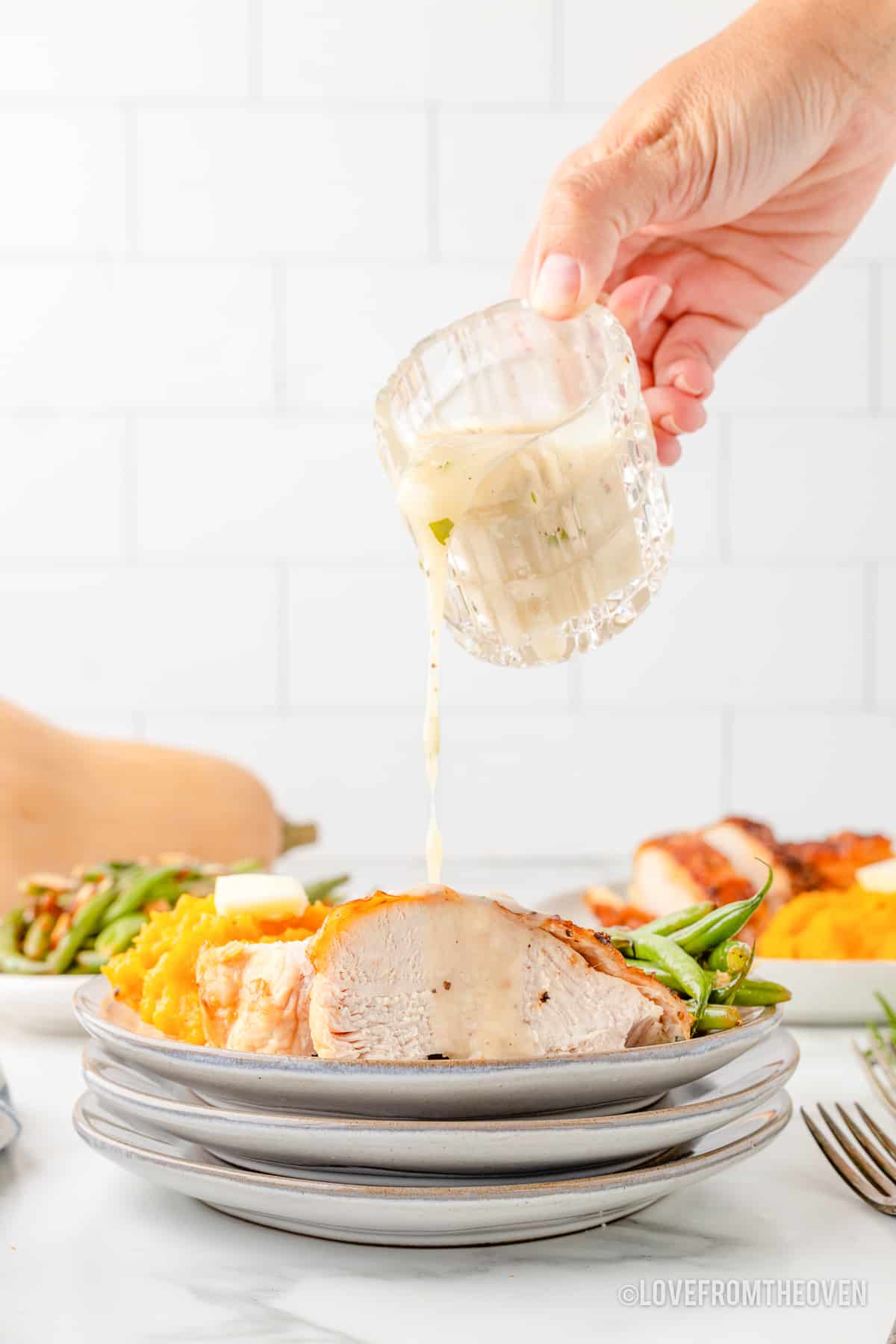 Turkey Gravy Without Drippings • Love From The Oven