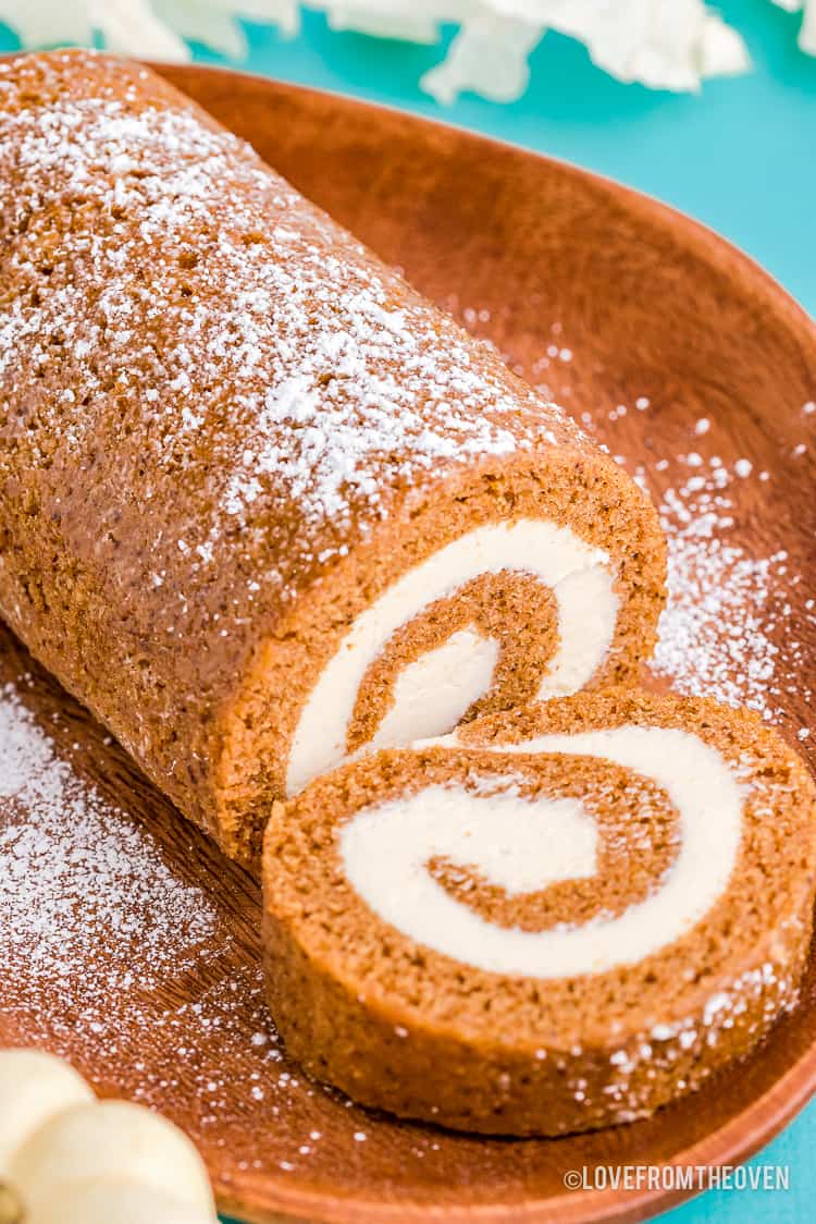 Pumpkin Roll Cake Recipe - Valentina's Corner