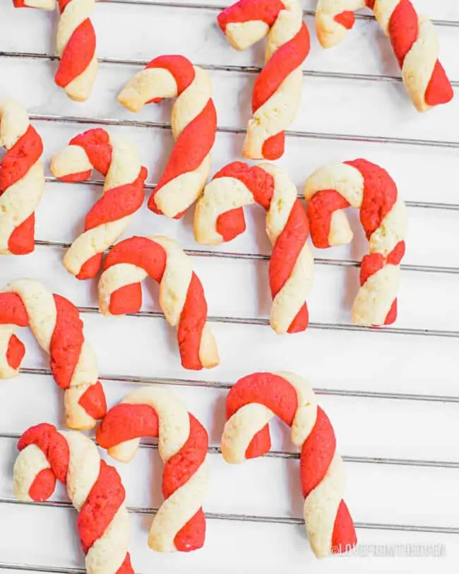 Christmas Candy Cane Cookies Recipe – Home Cooking Memories
