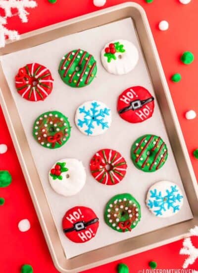 A tray of christmas cookies