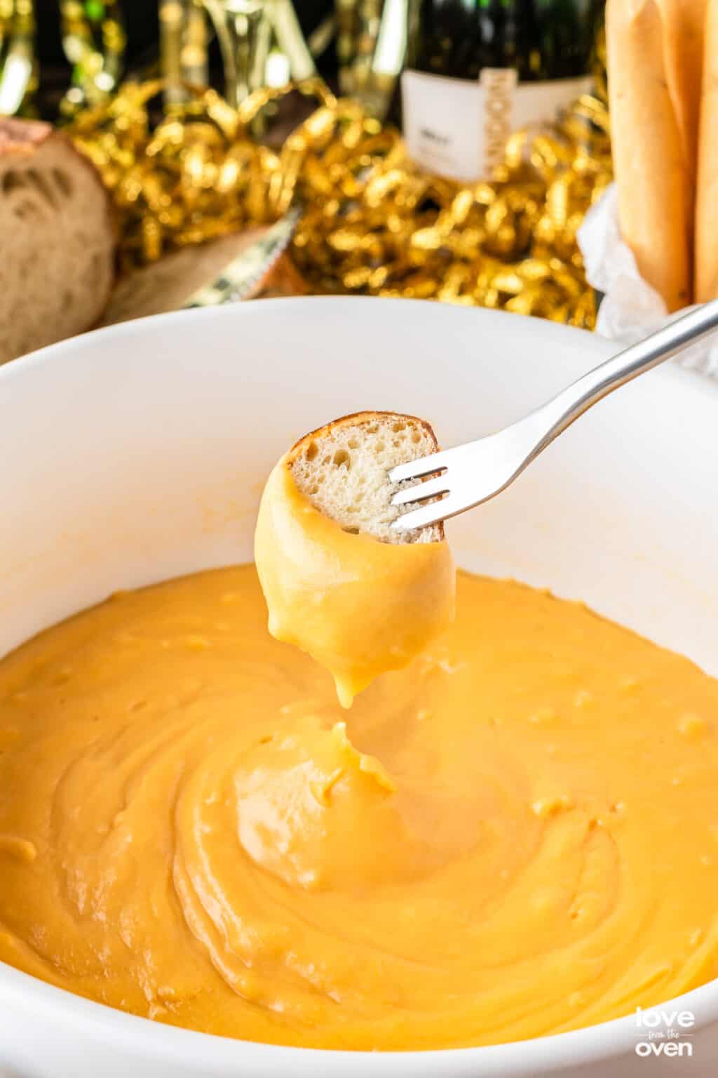 Copycat Melting Pot Cheese Fondue Recipe